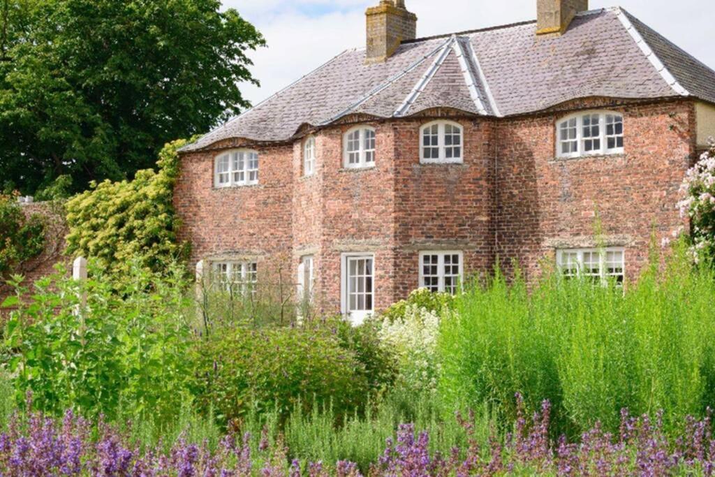 Garden Cottage, Fochabers Extérieur photo