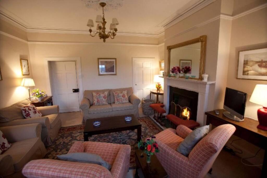 Garden Cottage, Fochabers Extérieur photo