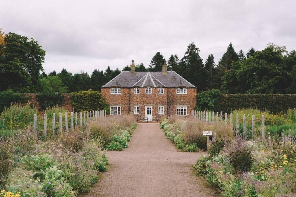 Garden Cottage, Fochabers Extérieur photo