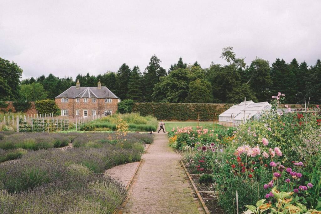Garden Cottage, Fochabers Extérieur photo